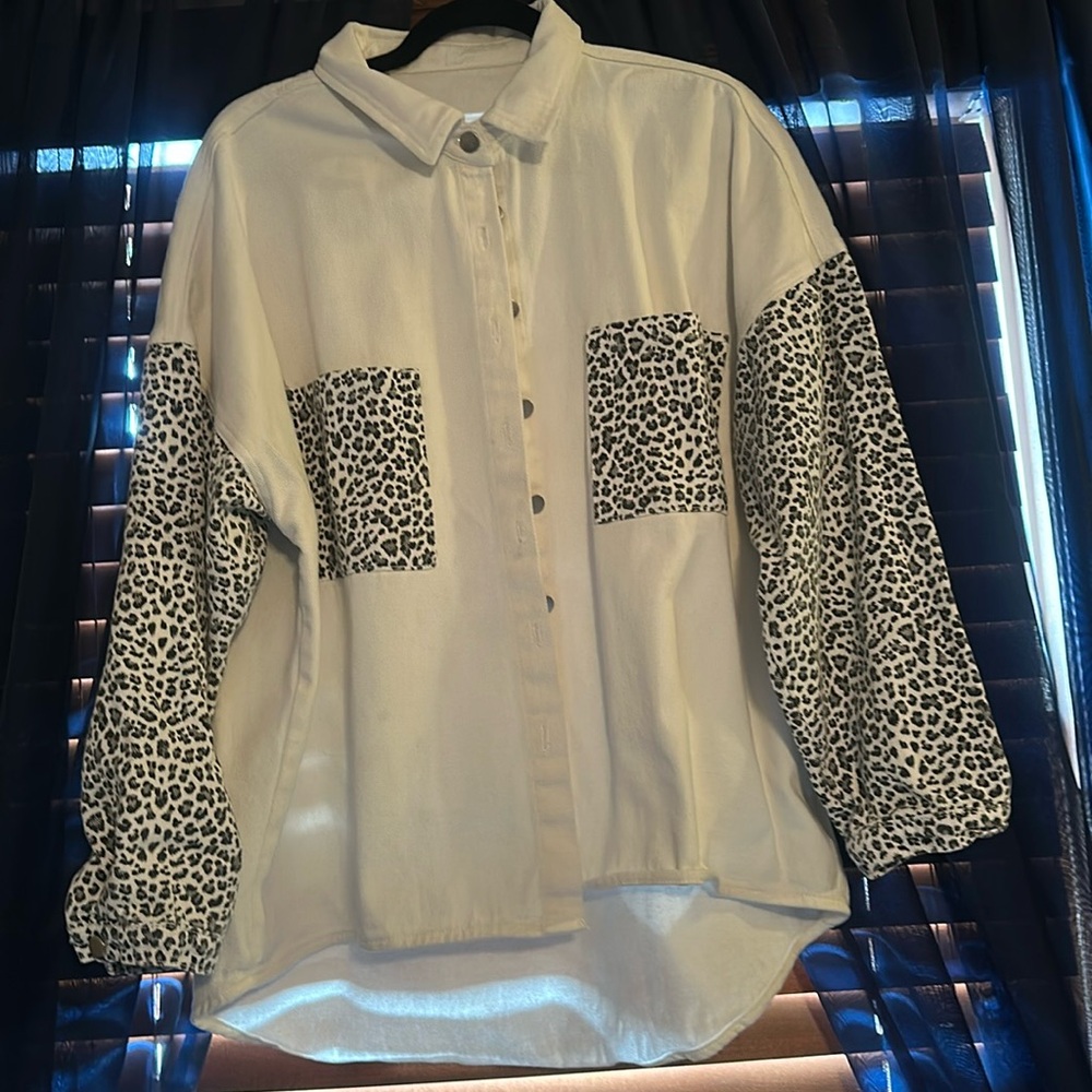 Large denim like shirt/shacket great shape